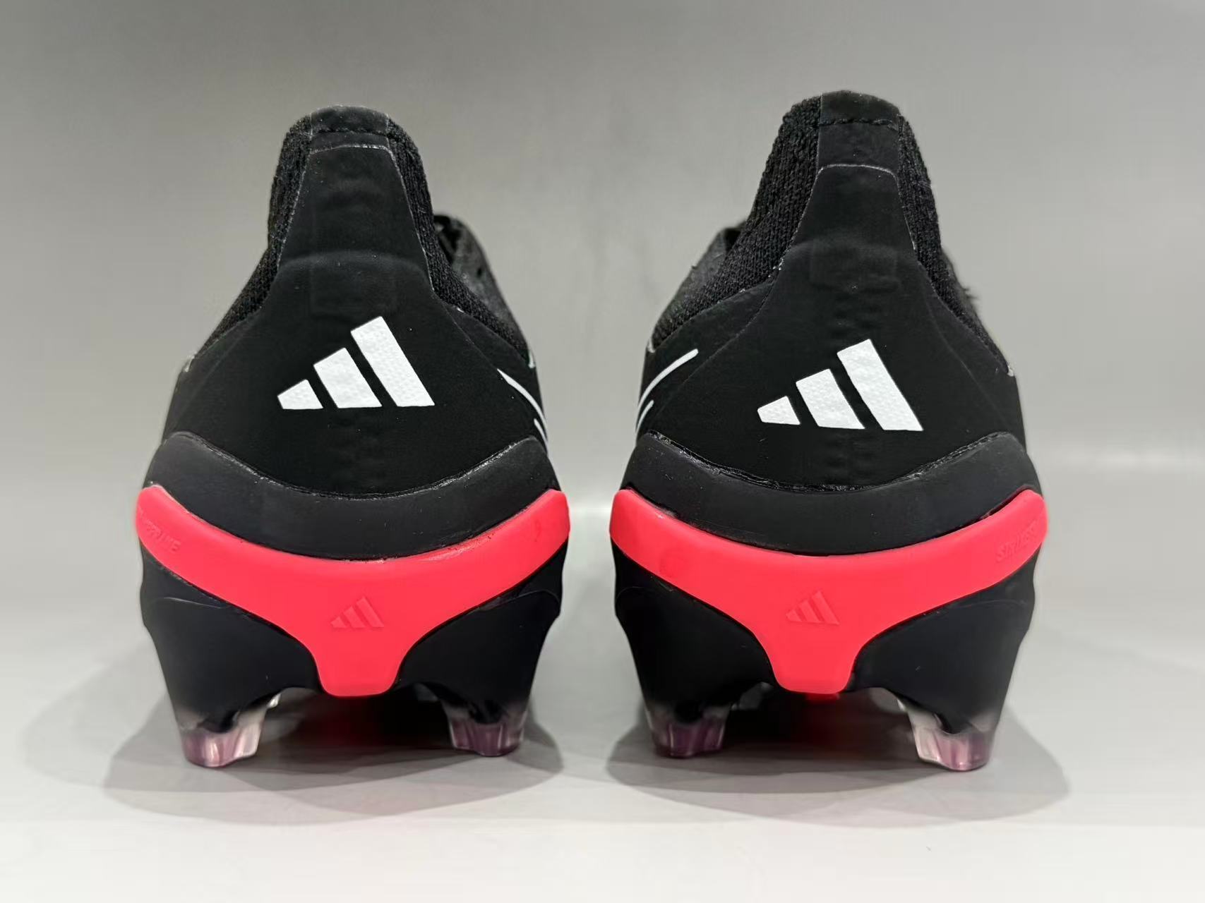 Adidas Predator - immagine 10