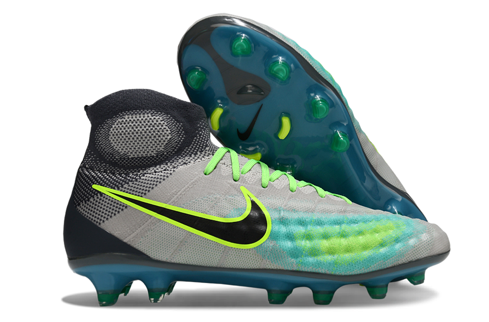 Nike Magista