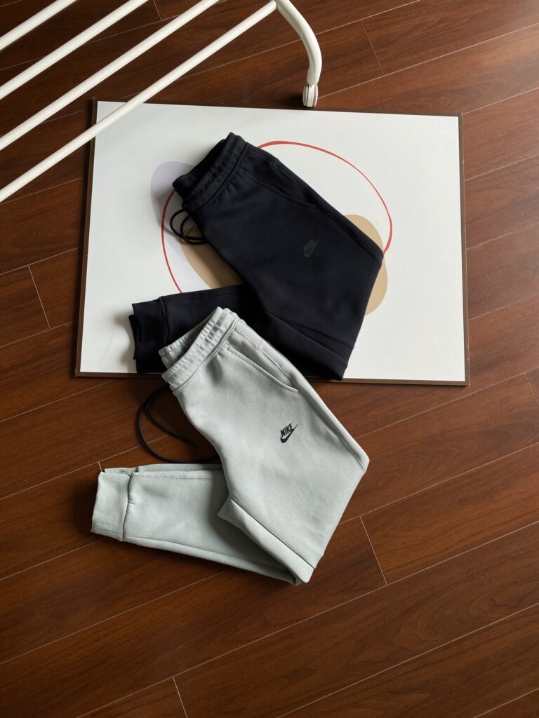 Tuta Nike Tech 53122 2 Colori