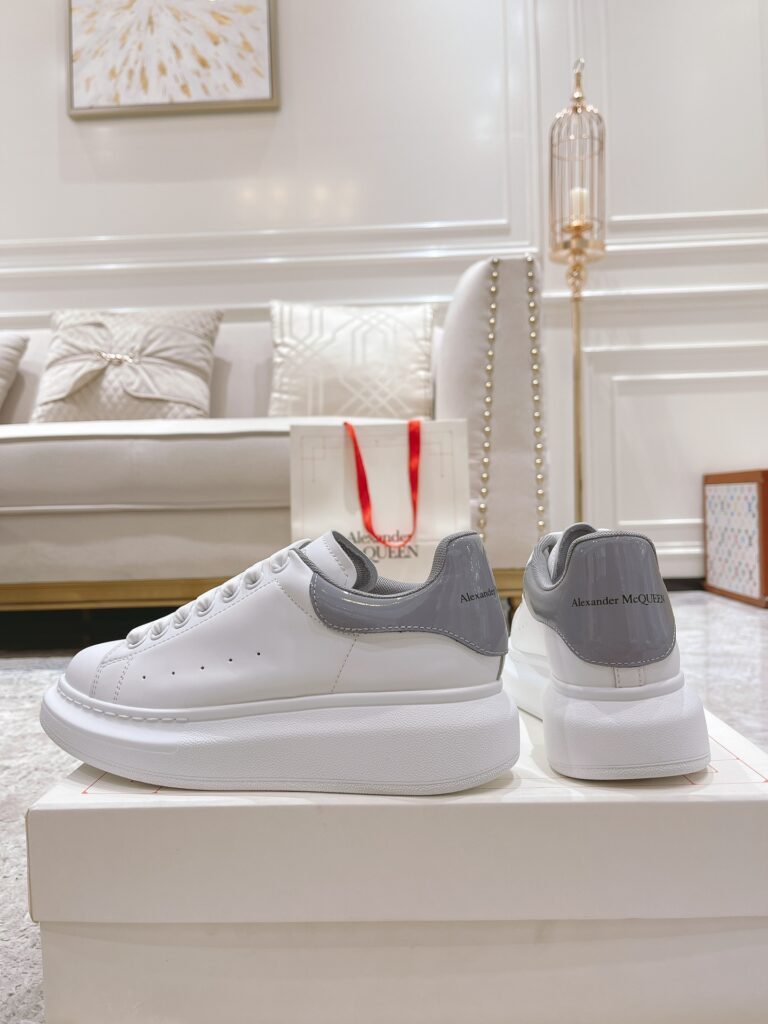Alexander McQueen Sneakers