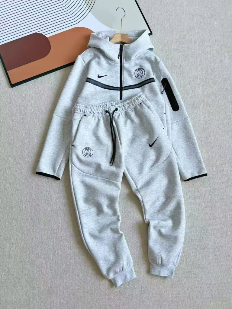 Tuta Nike Tech 53124