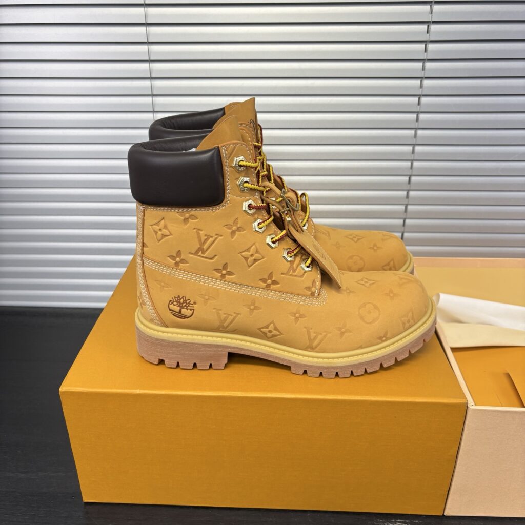 Louis Vuitton Timberland Stivaletto Grano Monogramma