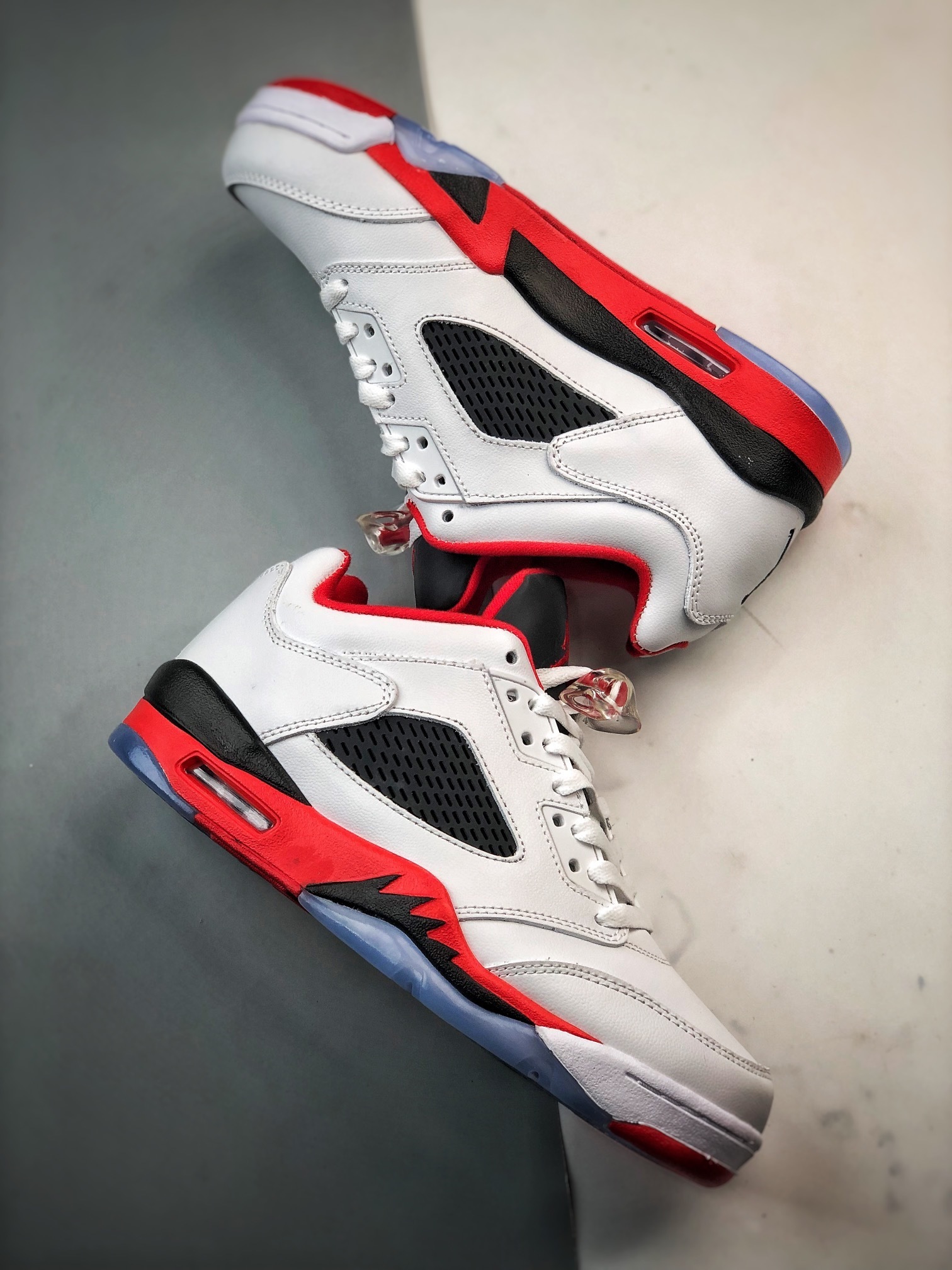 Air Jordan 5 Retro low fire red - immagine 8