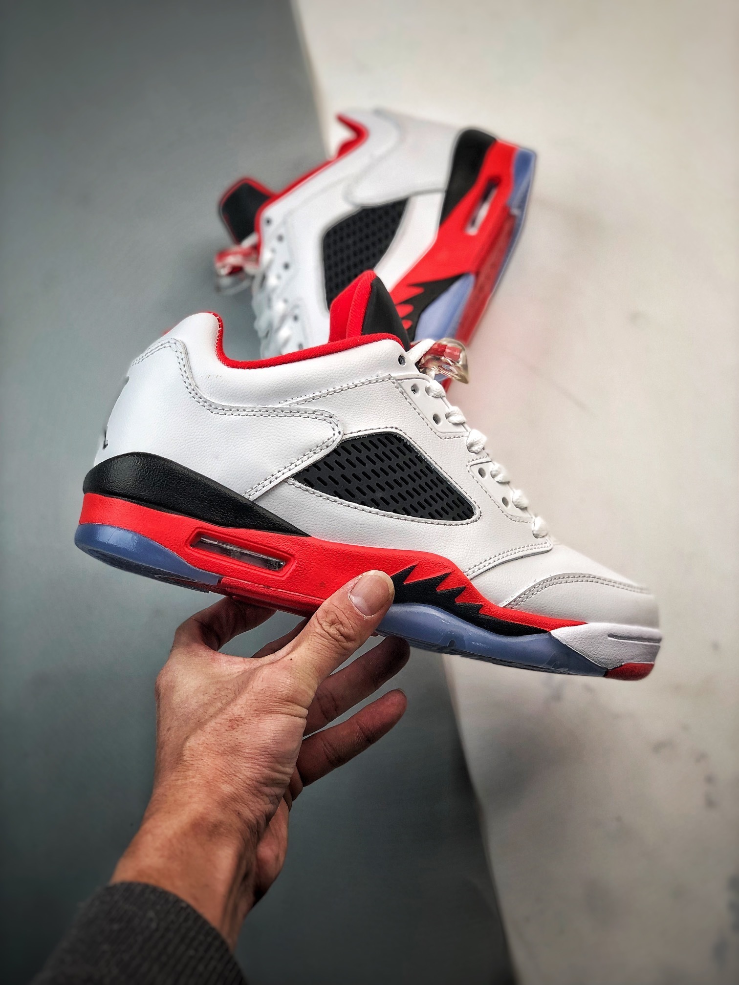 Air Jordan 5 Retro low fire red - immagine 9