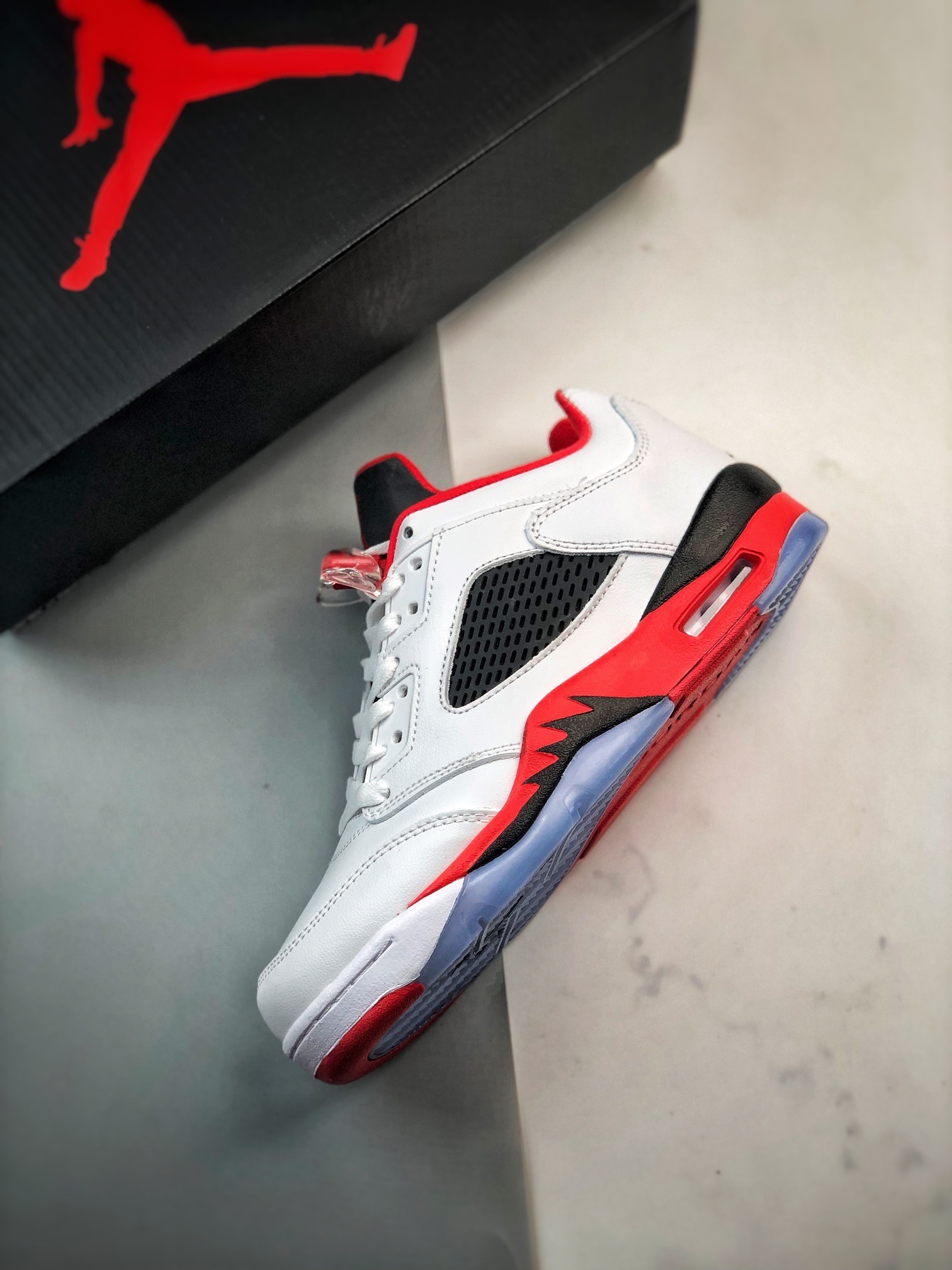 Air Jordan 5 Retro low fire red - immagine 3