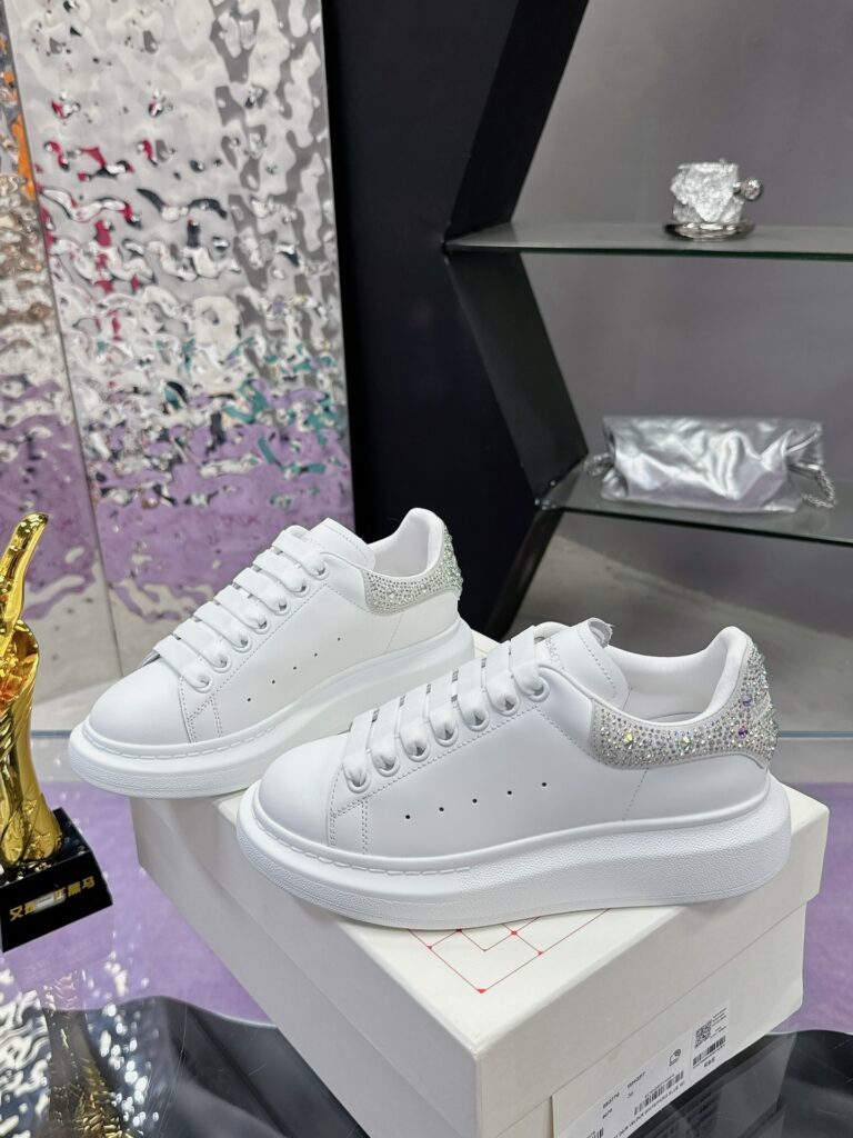 Alexander McQueen Sneakers Glitter Grey