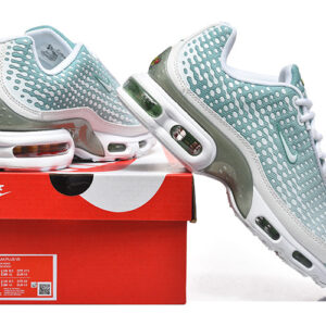 Nike Air Max Plus VII – WhiteGreen Mint