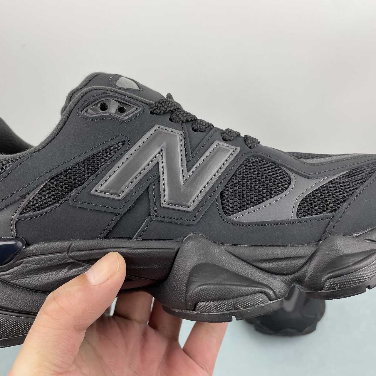 NB9060 U9060ZGE - immagine 15