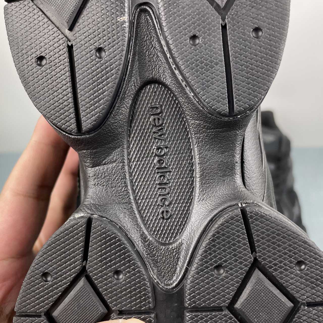 NB9060 U9060ZGE - immagine 12