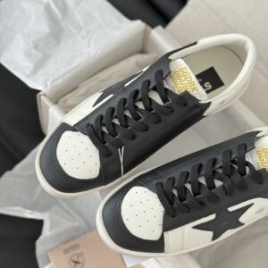 Golden G👀se Deluxe Brand