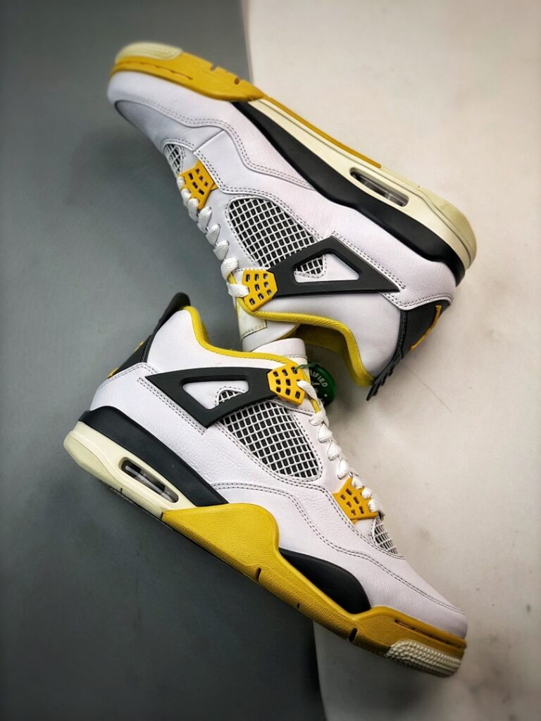 Air Jordan 4