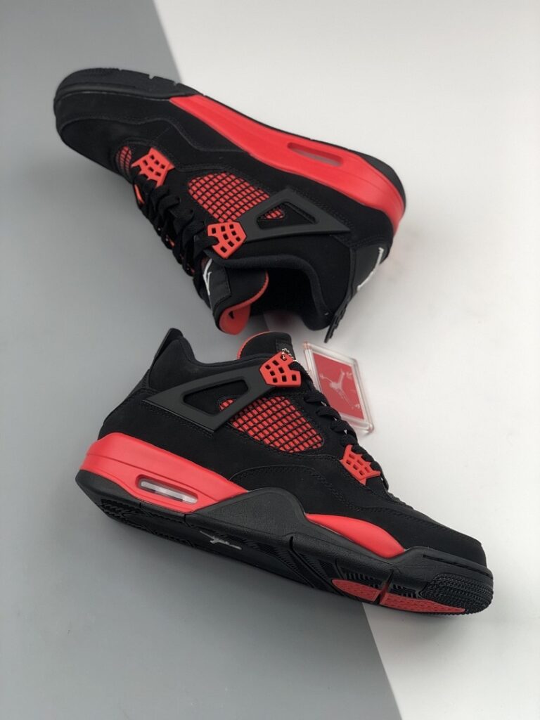 Air Jordan 4