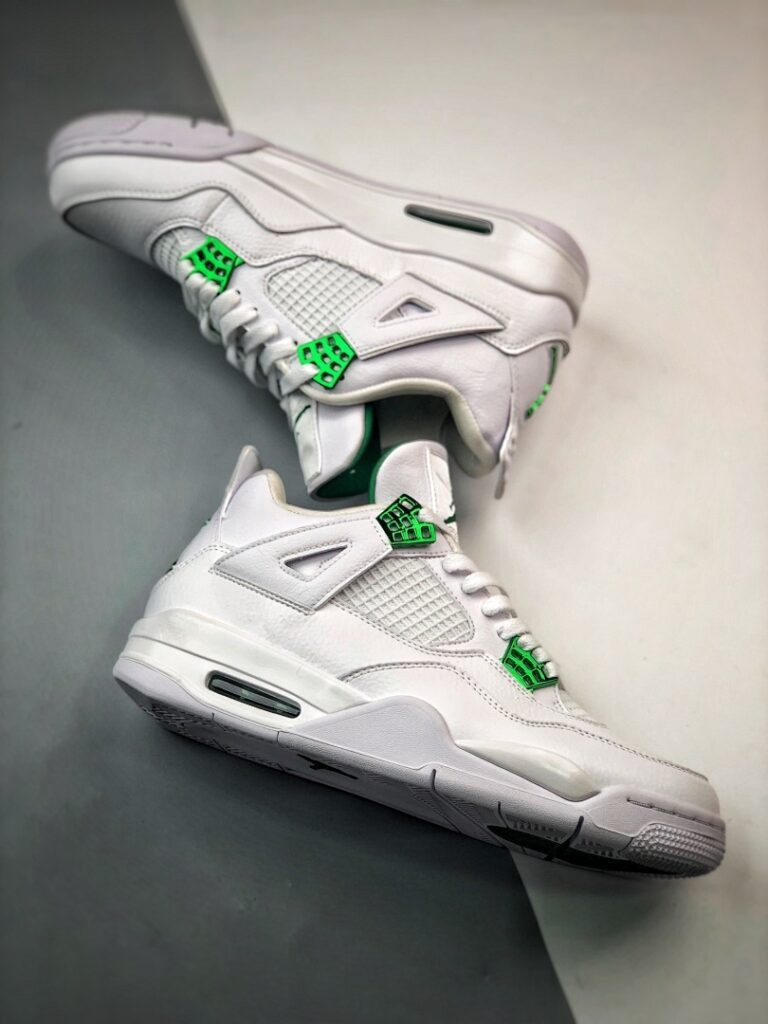 Air Jordan 4