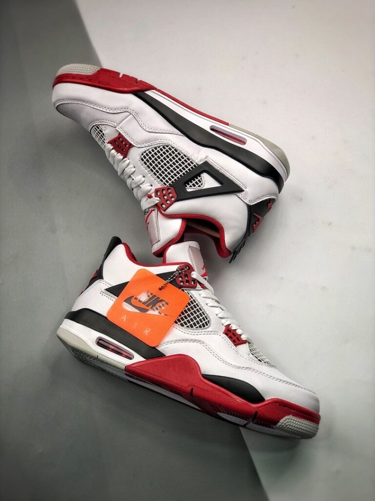 Air Jordan 4