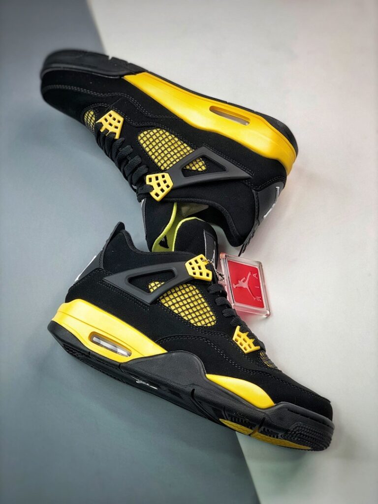 Air Jordan 4