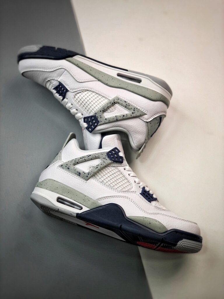 Air Jordan 4
