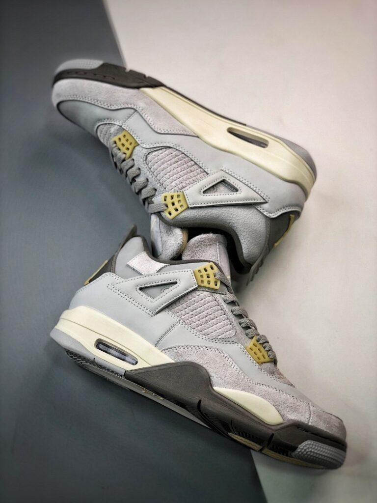 Air Jordan 4