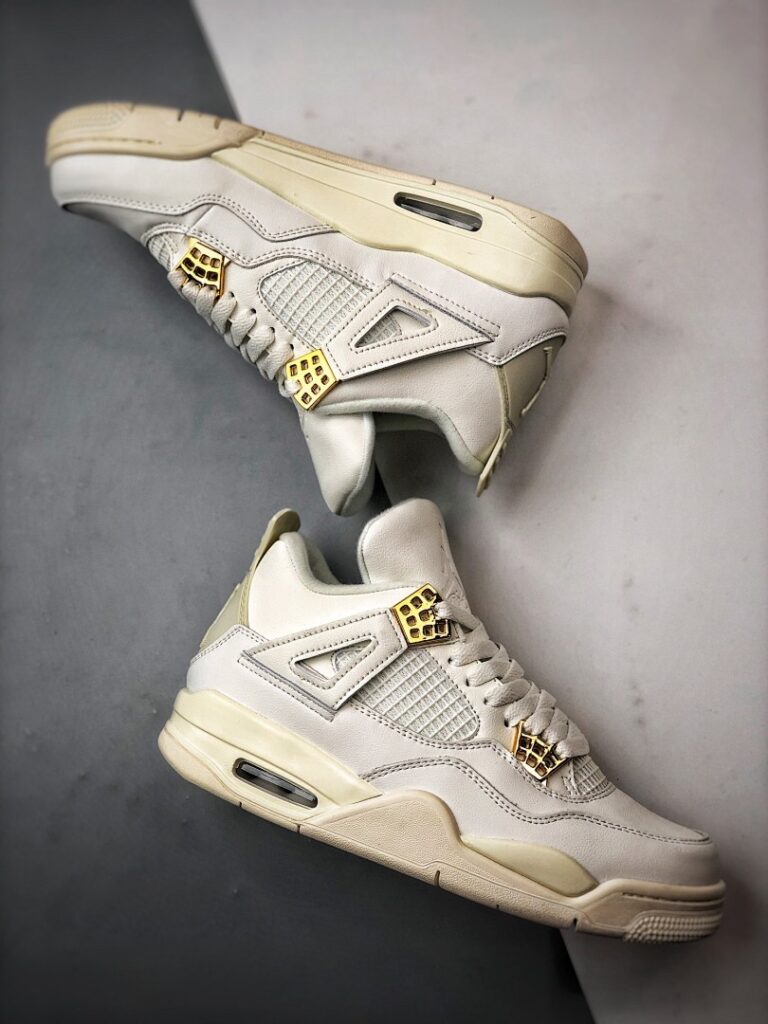 Air Jordan 4