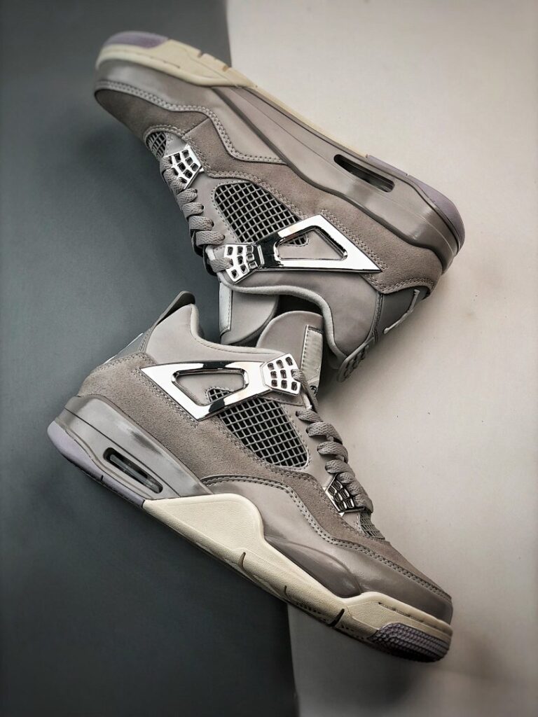 Air Jordan 4