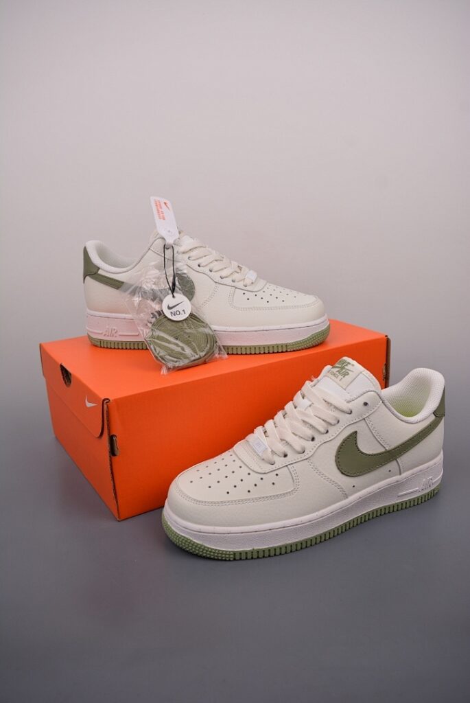 Nike Air Force 1 Low