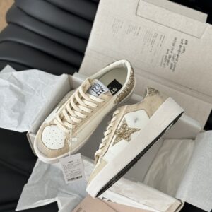 Golden G👀se Deluxe Brand