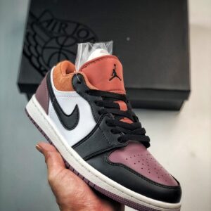 Nike Air Force 1 Low