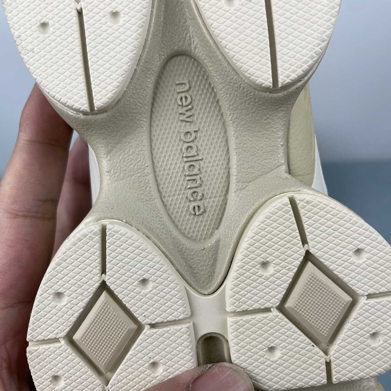 NB9060 U9060SS - immagine 6