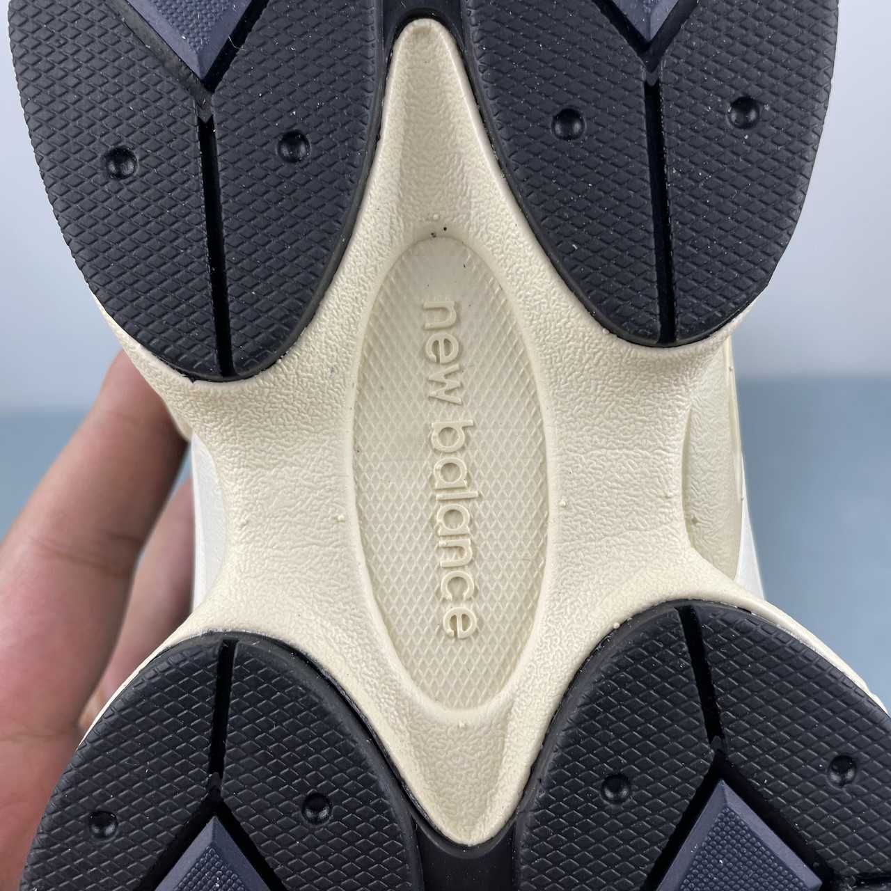 NB9060 U9060ECB - immagine 11