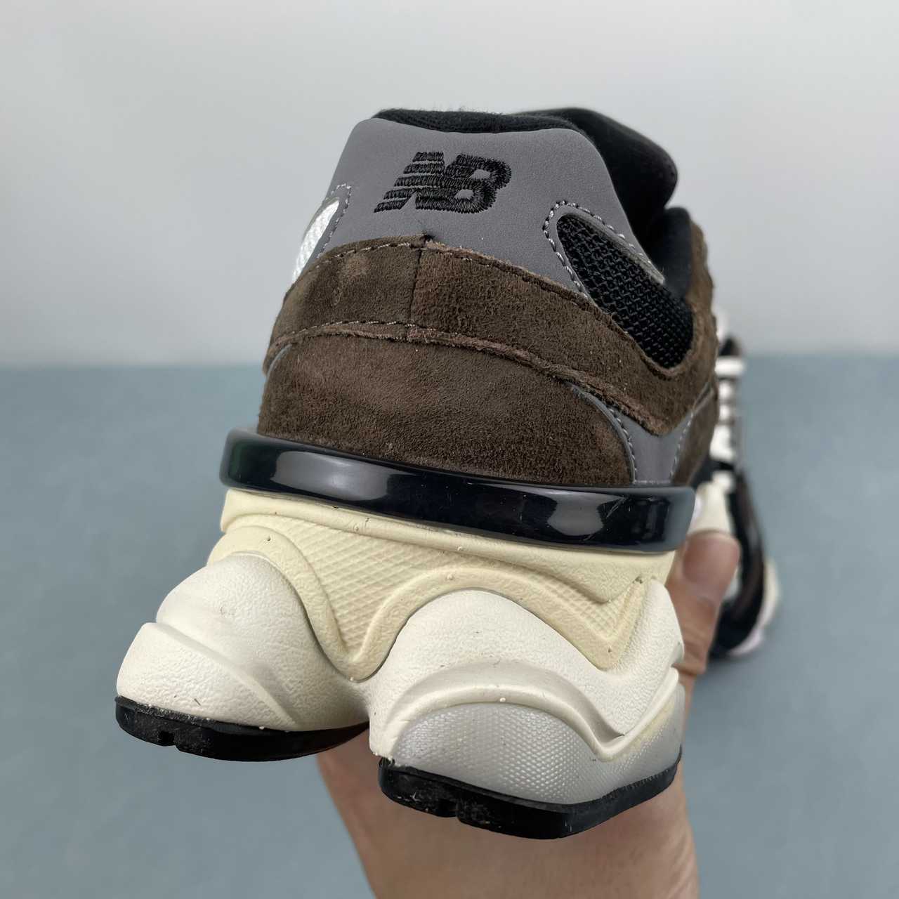 NB9060 U9060BRN - immagine 10