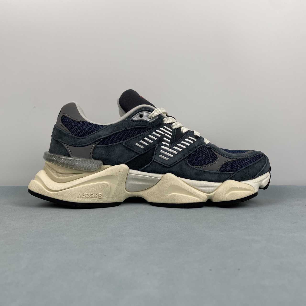 NB9060 U9060ECB - immagine 10