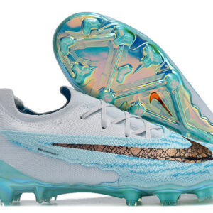 Nike Phantom GX impermeabili con suola in maglia integrale