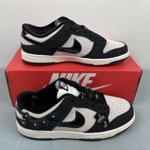 Nike Dunk Low SE "Florette" black