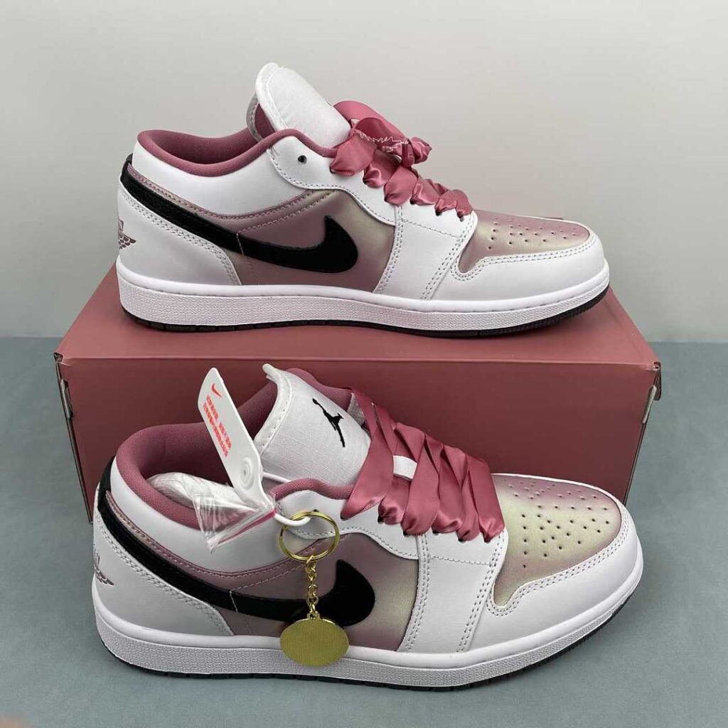 NIKE AIR JORDAN 1 LOW AJ1 IO0668-100