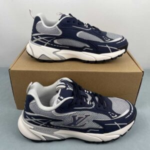 LOUIS VUITTON Tatic Runner LV 1AKC4H