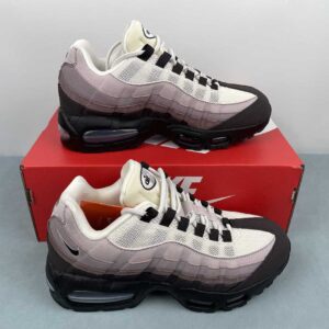 NIKE Air Max 95 IQ0277-010