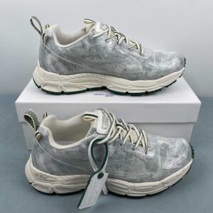 OFF-WHITE Be Right Back in Grey Silver