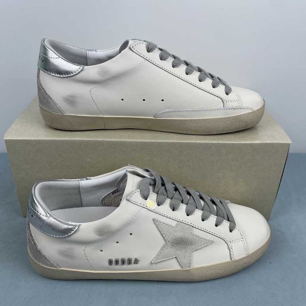 Golden Goose G36WS602.A1 White Silver metal lettering