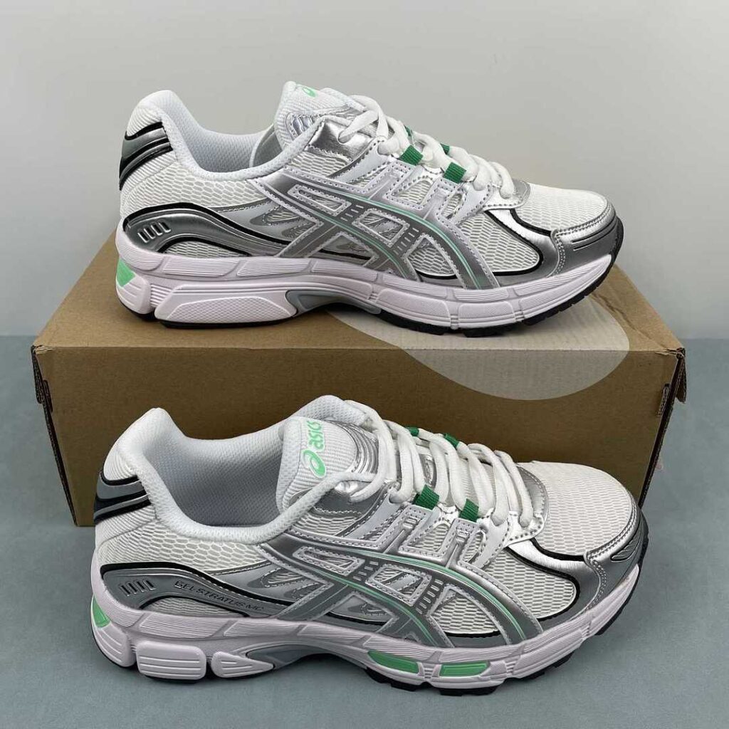 Asics GEL-STRATUS MC 1203B049-100