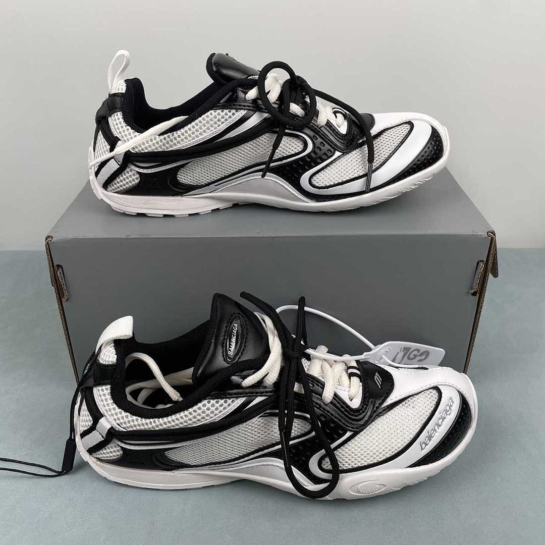 Balenciaga Radar Sneaker (White / Black)