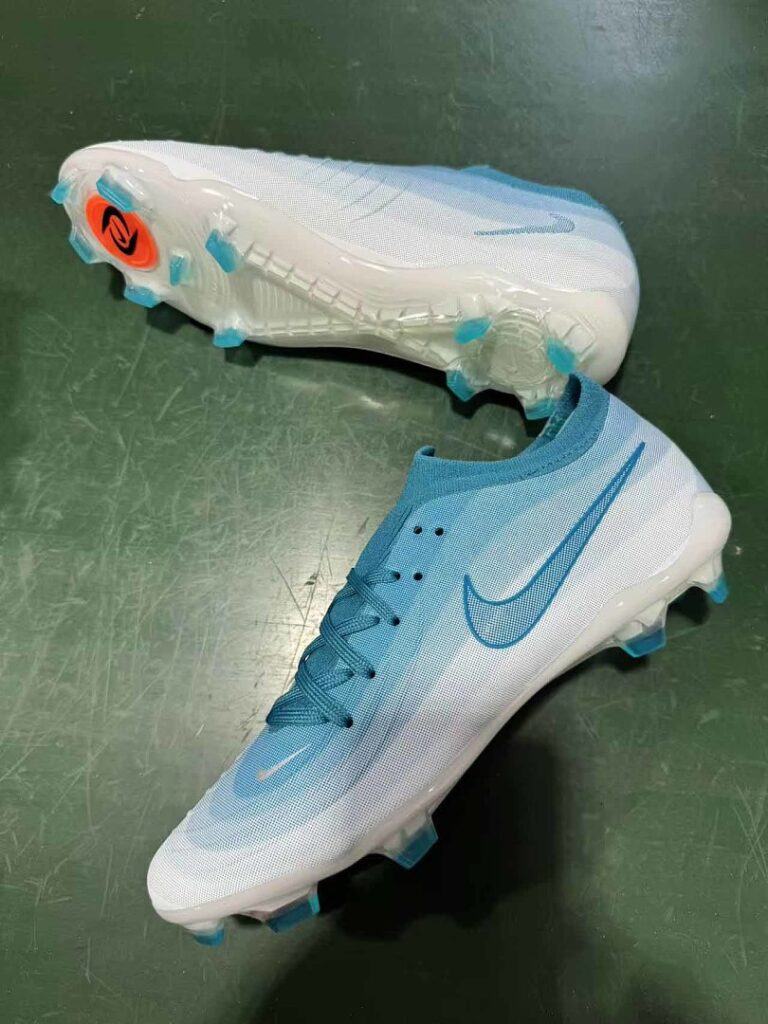 Nike Phantom Luna Elite FG