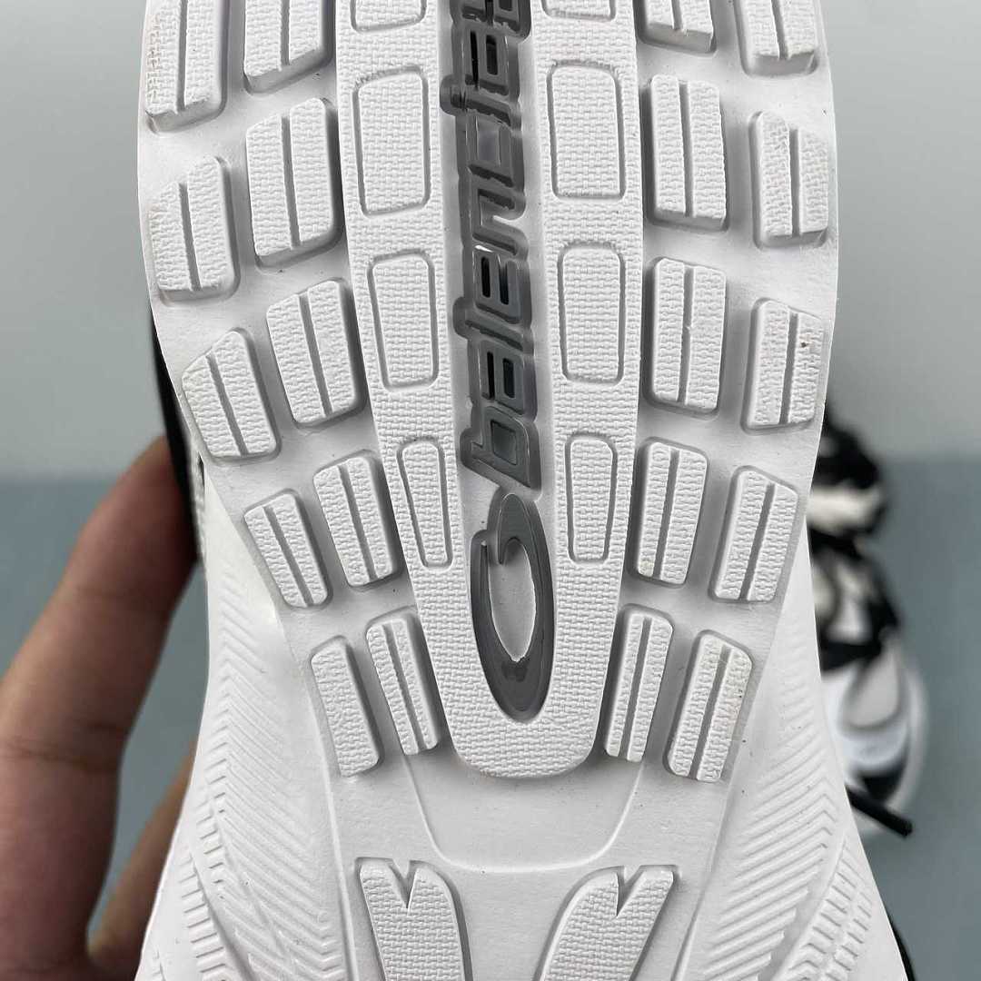 Balenciaga Radar Sneaker (White / Black) - immagine 6