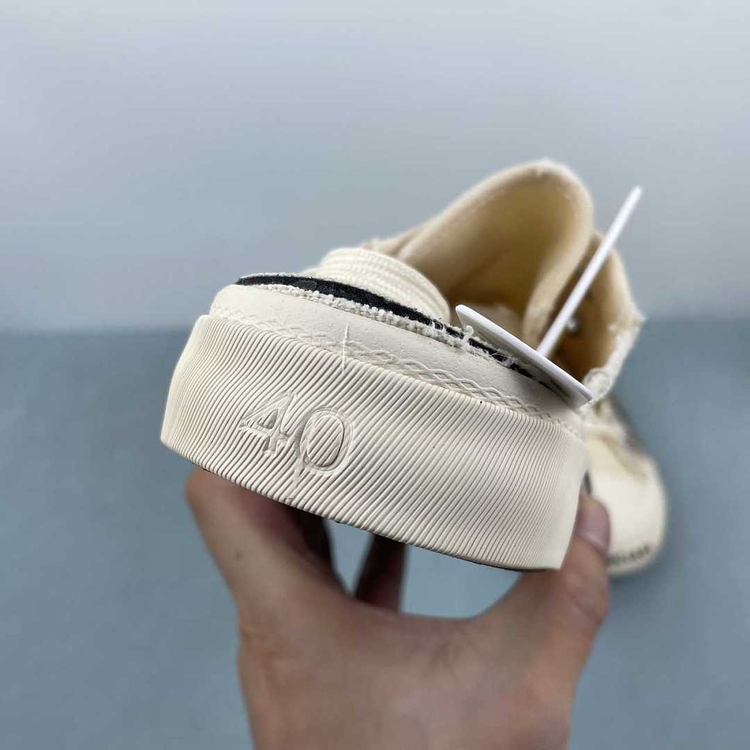 Balenciaga Paris Low Sneaker Beige 693952 W3PS1 9016 - immagine 7
